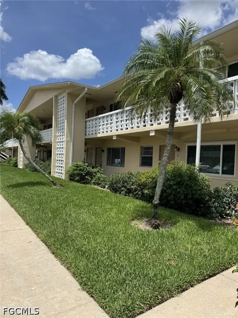 13151 Kings Point Drive Fort Myers FL 33919