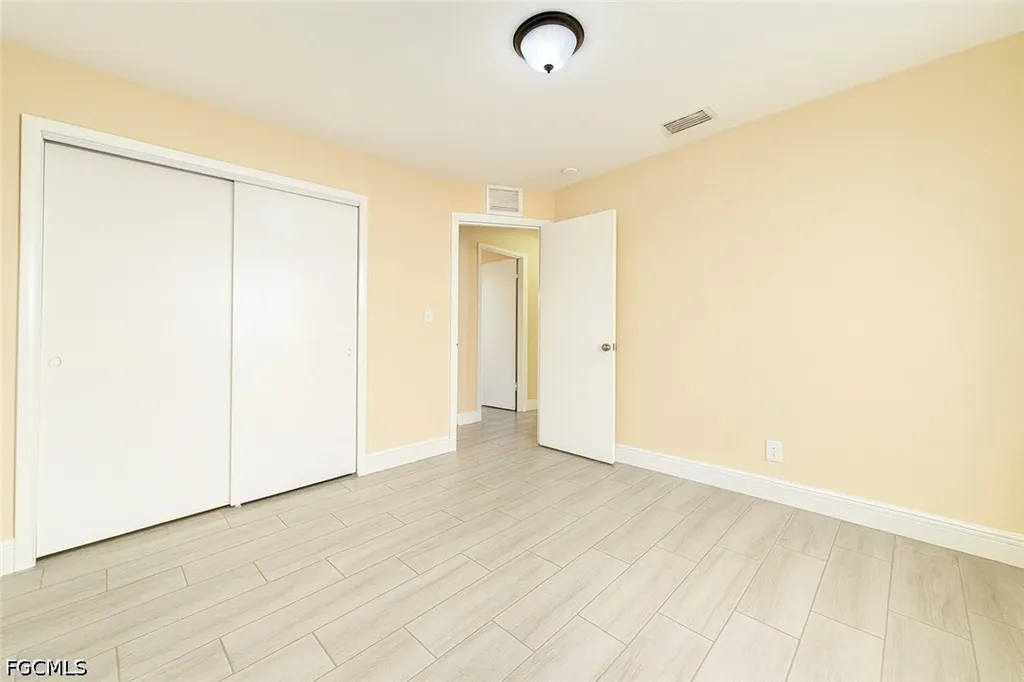5453 11th Avenue Fort Myers FL 33907