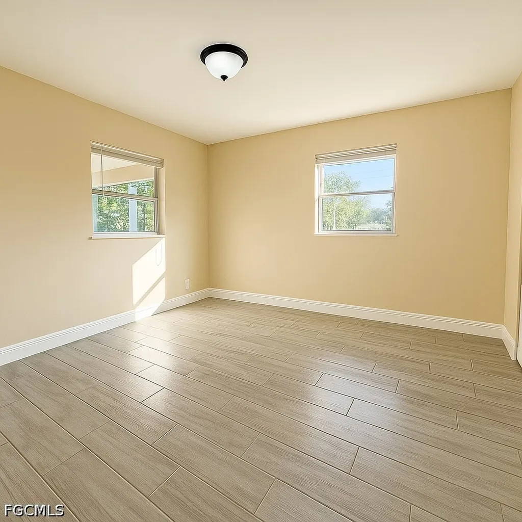 5453 11th Avenue Fort Myers FL 33907