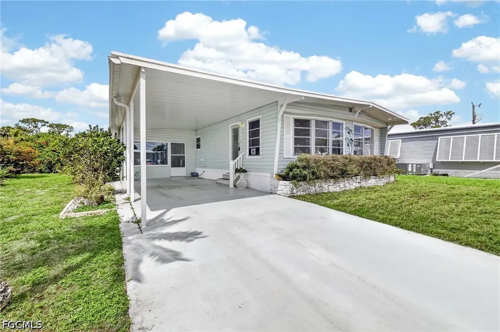 603 Pine Grove Court North Fort Myers FL 33917