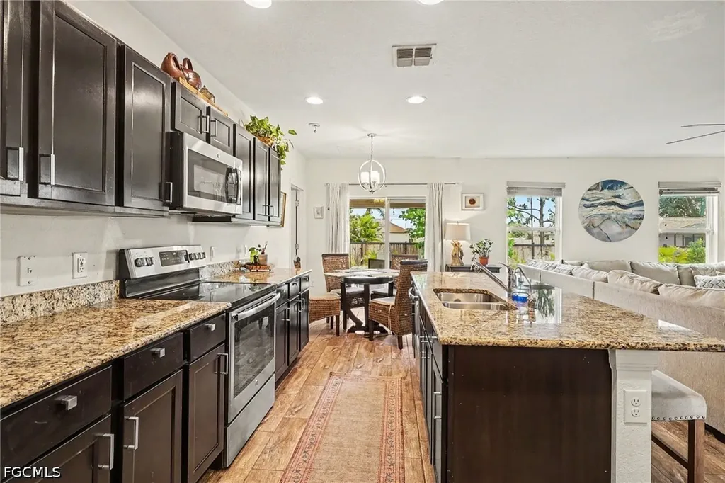 1810 NW 13th Street Cape Coral FL 33993