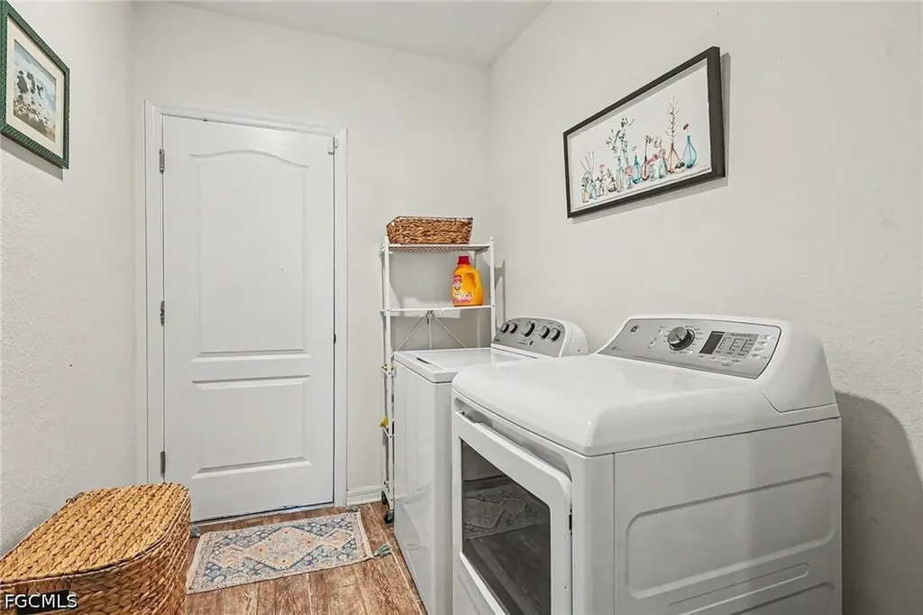 1810 NW 13th Street Cape Coral FL 33993