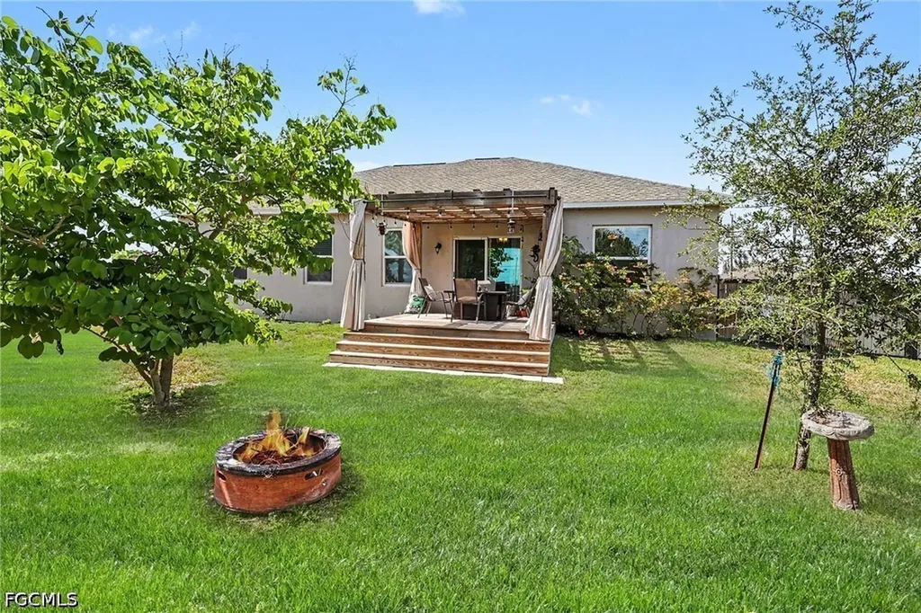 1810 NW 13th Street Cape Coral FL 33993