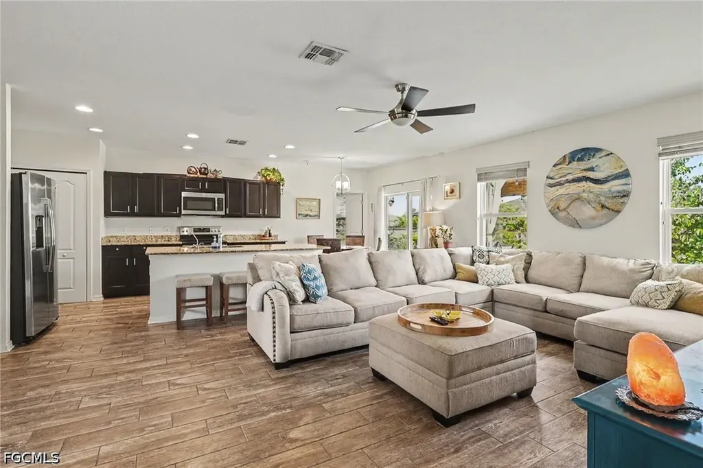 1810 NW 13th Street Cape Coral FL 33993