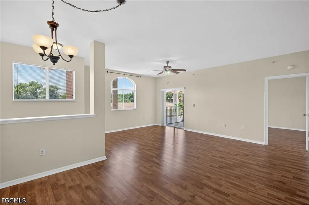 6361 Aragon Way Fort Myers FL 33966