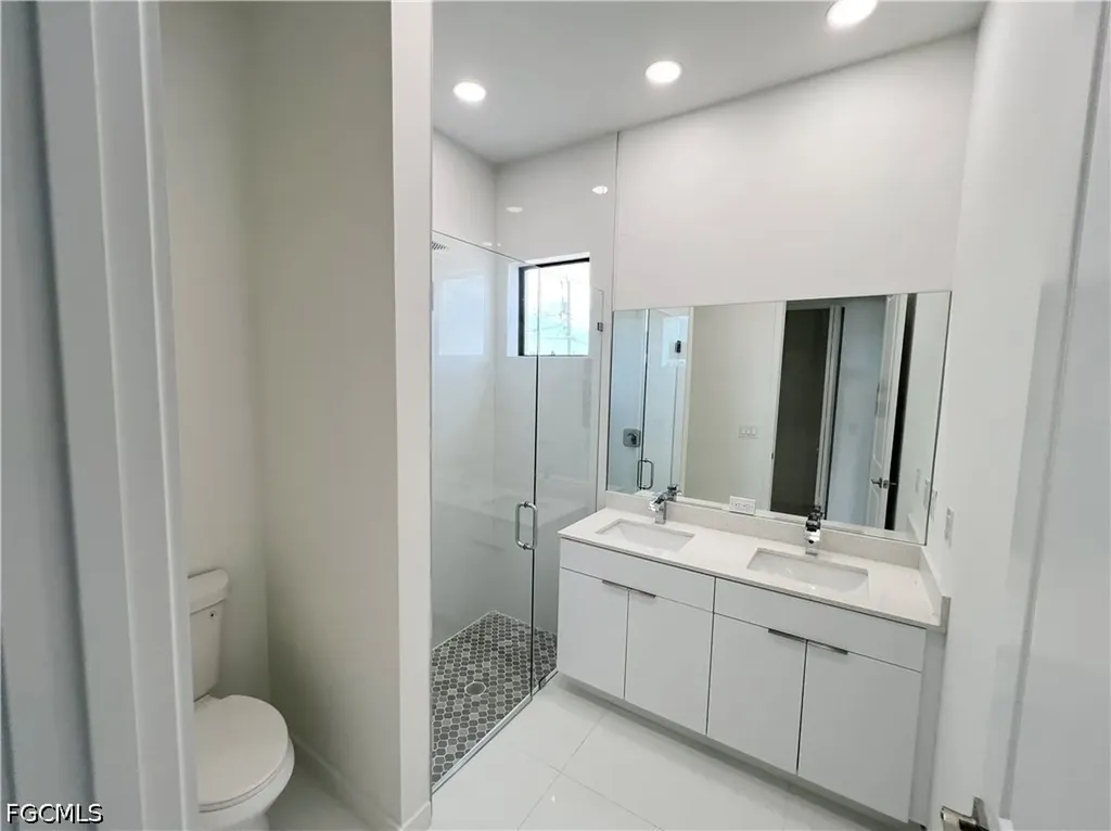 4331 NW 31st Terrace Cape Coral FL 33993