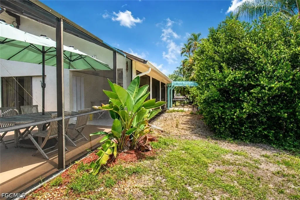 10791 Highland Avenue Fort Myers FL 33966