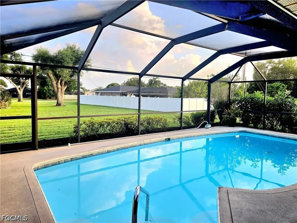 3507 SE 3rd Avenue Cape Coral FL 33904