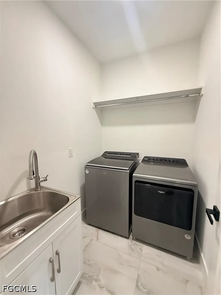 2801 SW 3rd Street Cape Coral FL 33991