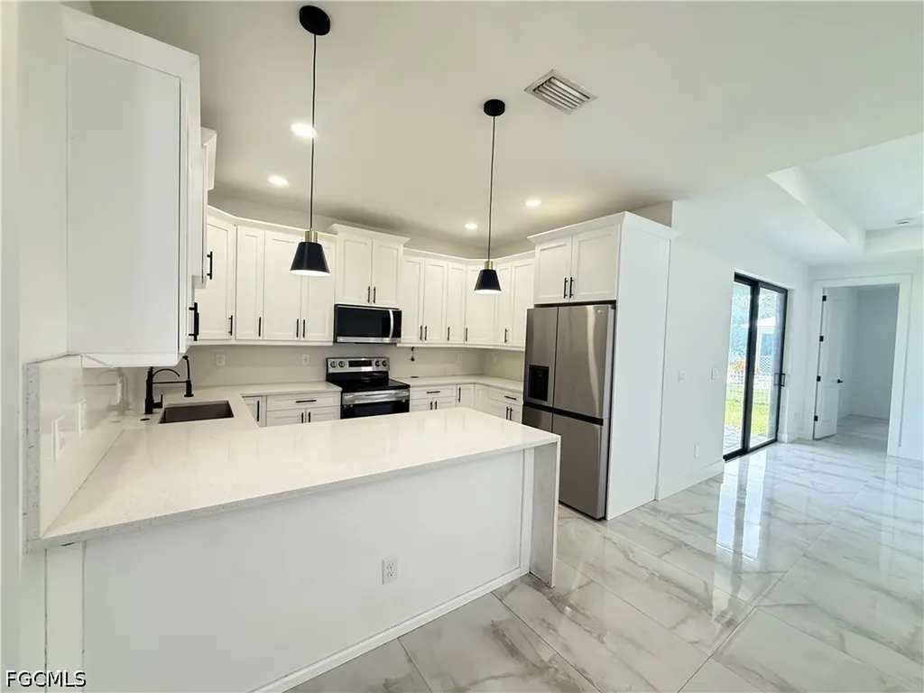 2801 SW 3rd Street Cape Coral FL 33991