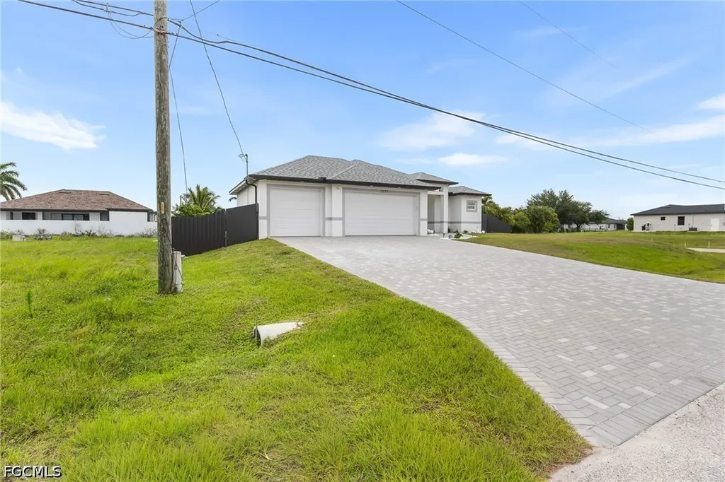 2837 NW 3rd Street Cape Coral FL 33993