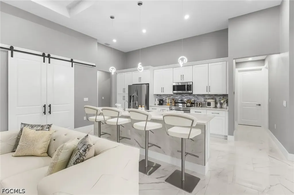 2837 NW 3rd Street Cape Coral FL 33993