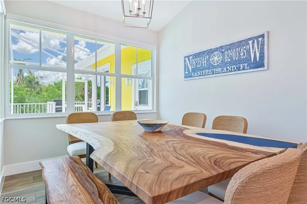 335 Cowry Court Sanibel FL 33957