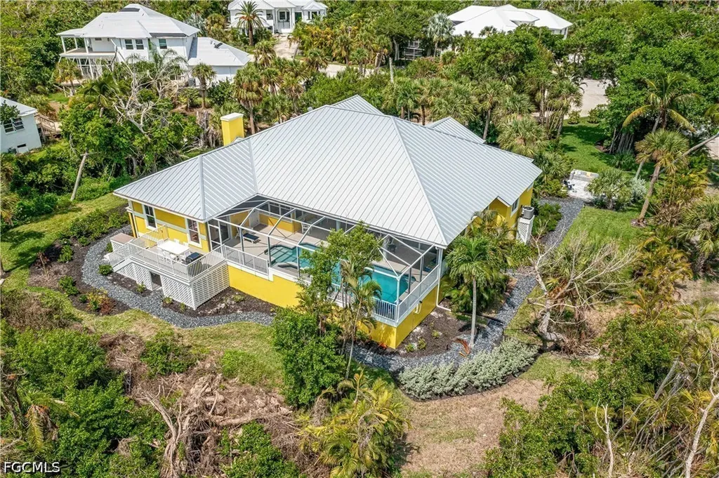 335 Cowry Court Sanibel FL 33957
