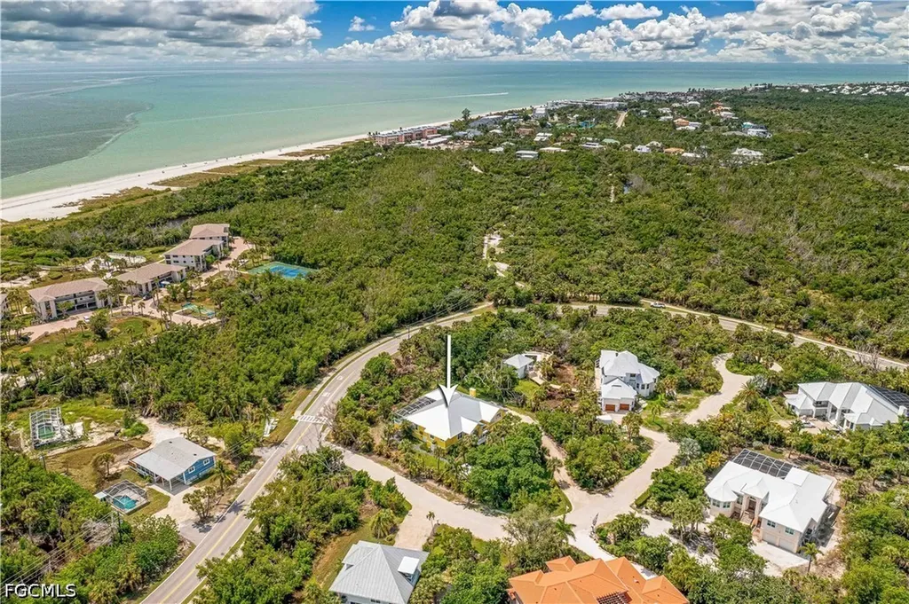 335 Cowry Court Sanibel FL 33957