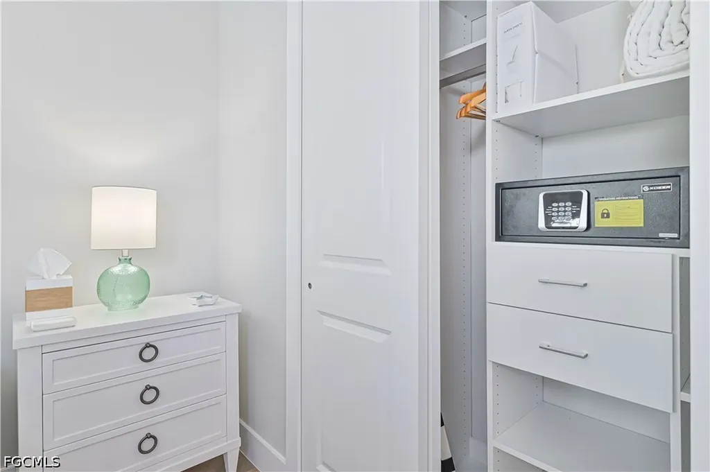 335 Cowry Court Sanibel FL 33957