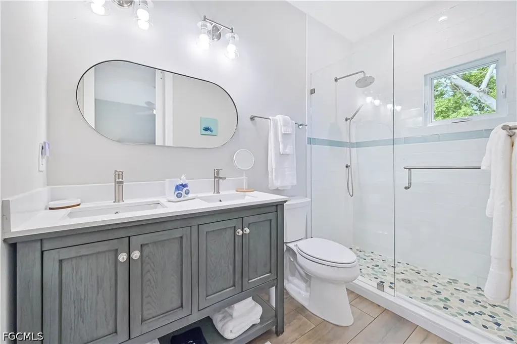 335 Cowry Court Sanibel FL 33957