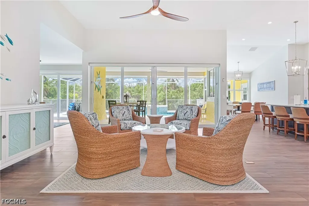 335 Cowry Court Sanibel FL 33957