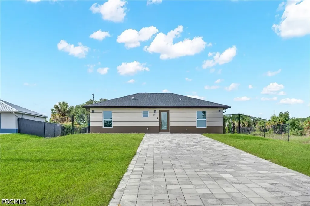 2075 Detroit Drive Labelle FL 33935