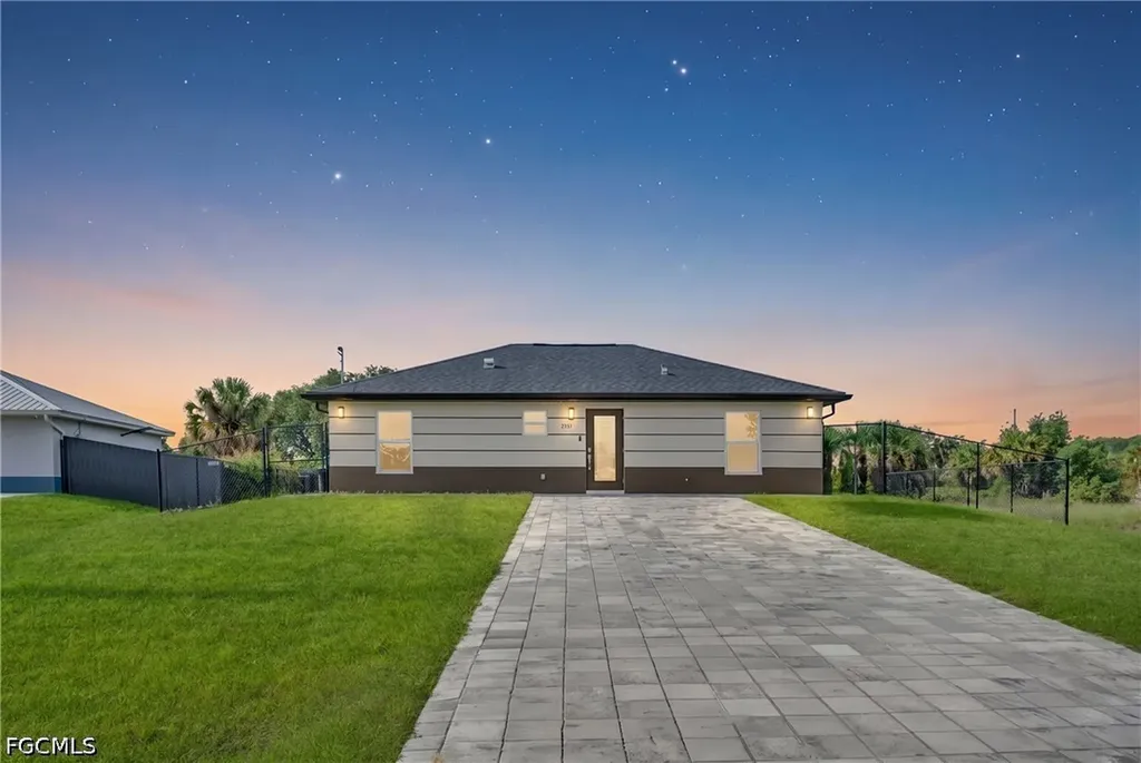 2075 Detroit Drive Labelle FL 33935