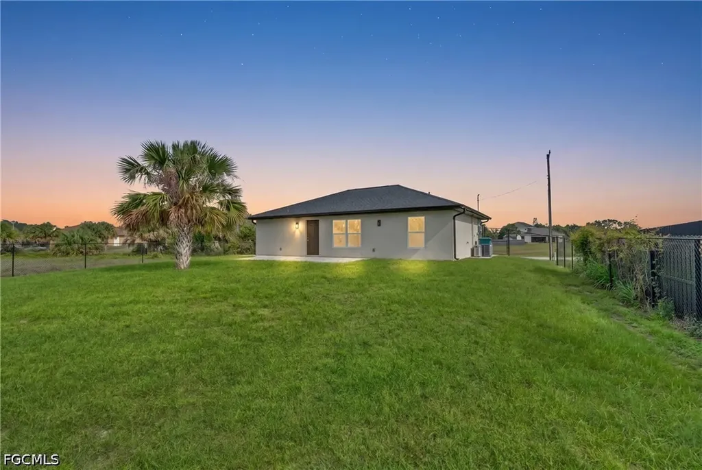 2075 Detroit Drive Labelle FL 33935