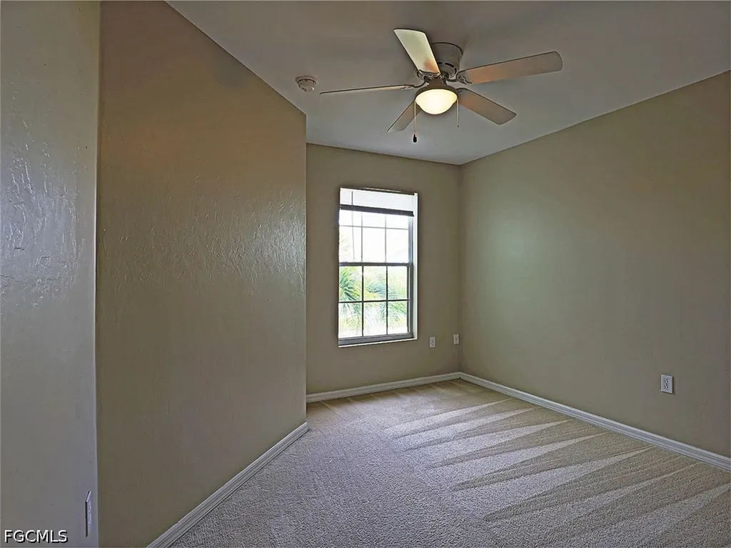 3647 Pine Oak Circle Fort Myers FL 33916