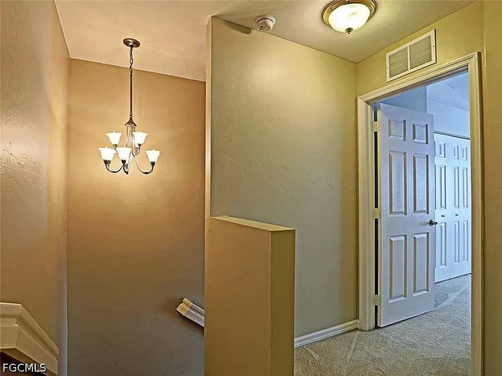 3647 Pine Oak Circle Fort Myers FL 33916
