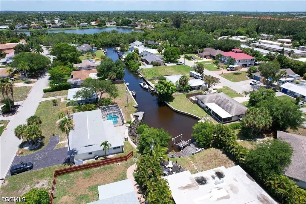 1012 Wyomi Drive Fort Myers FL 33919