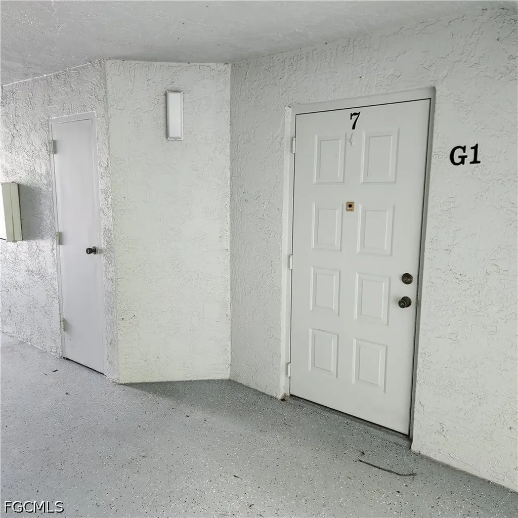 9650 Green Cypress Lane Fort Myers FL 33905