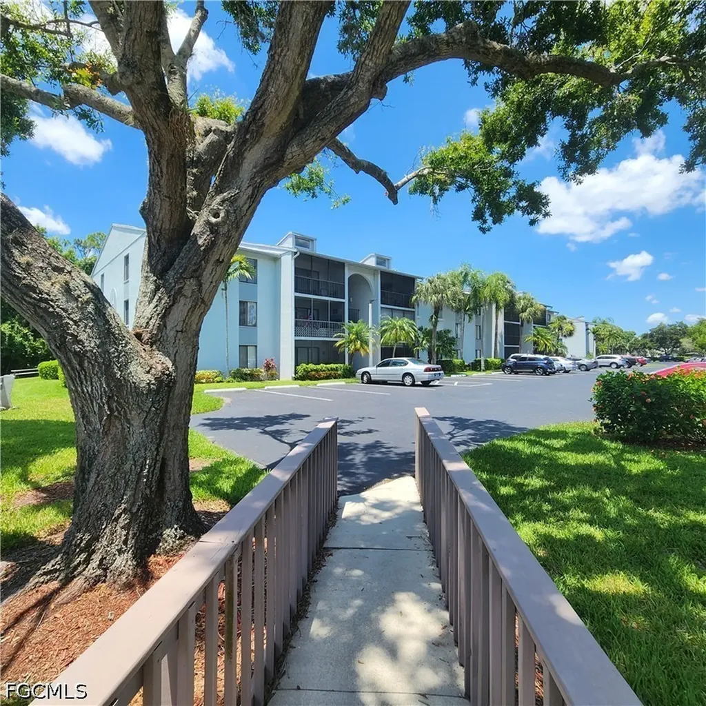 9650 Green Cypress Lane Fort Myers FL 33905