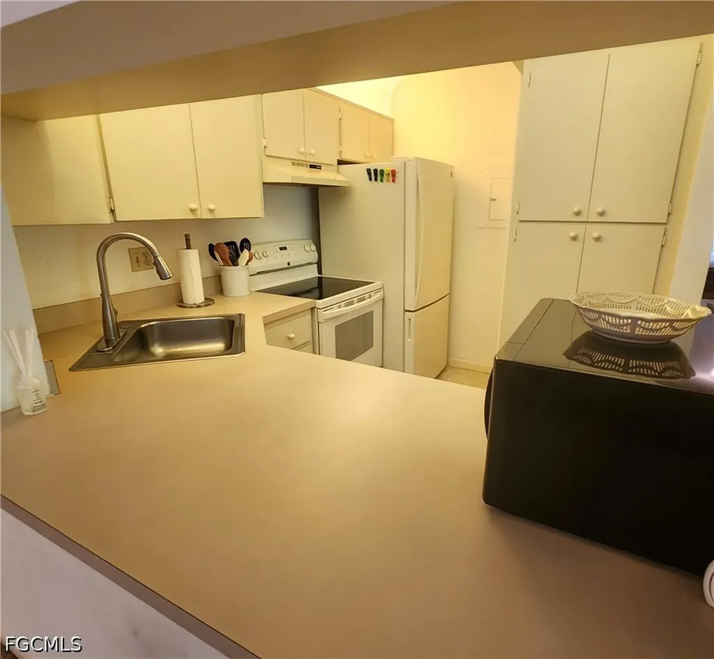 9650 Green Cypress Lane Fort Myers FL 33905