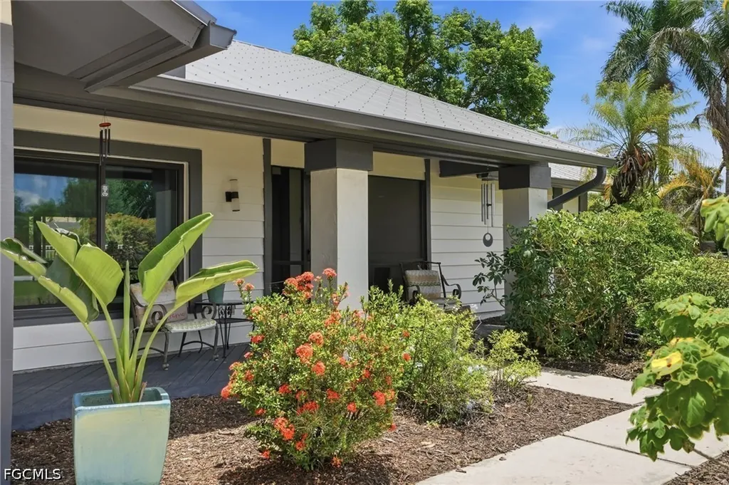 5837 Tallowood Circle Fort Myers FL 33919