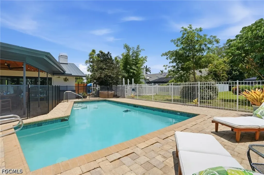 5837 Tallowood Circle Fort Myers FL 33919