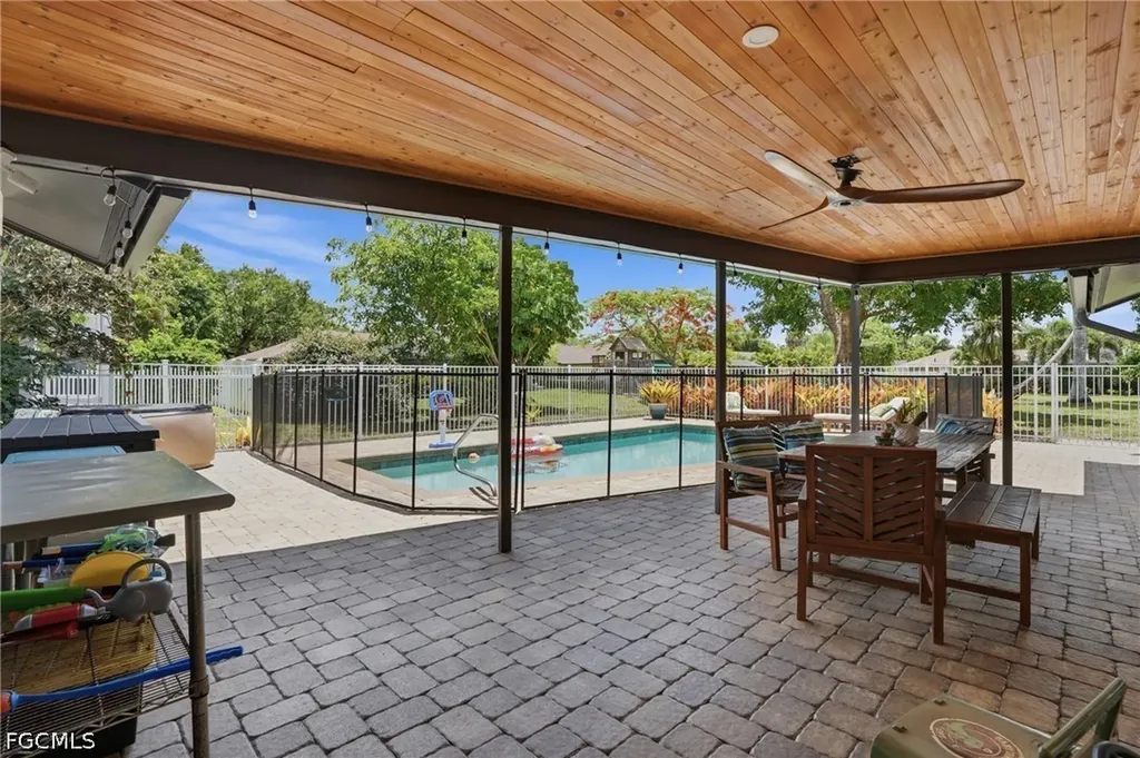 5837 Tallowood Circle Fort Myers FL 33919