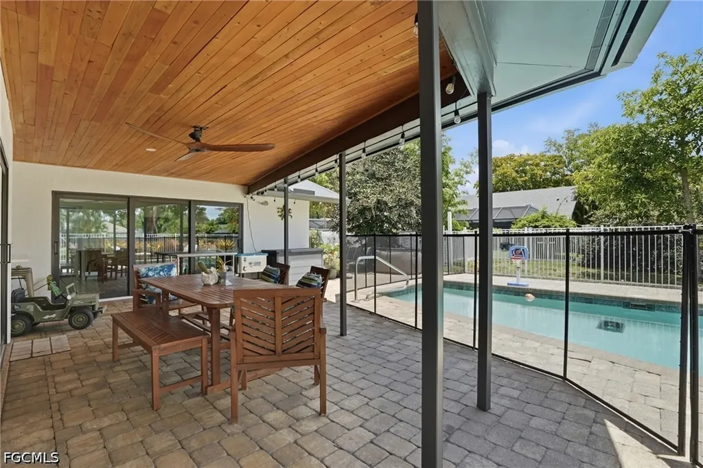 5837 Tallowood Circle Fort Myers FL 33919