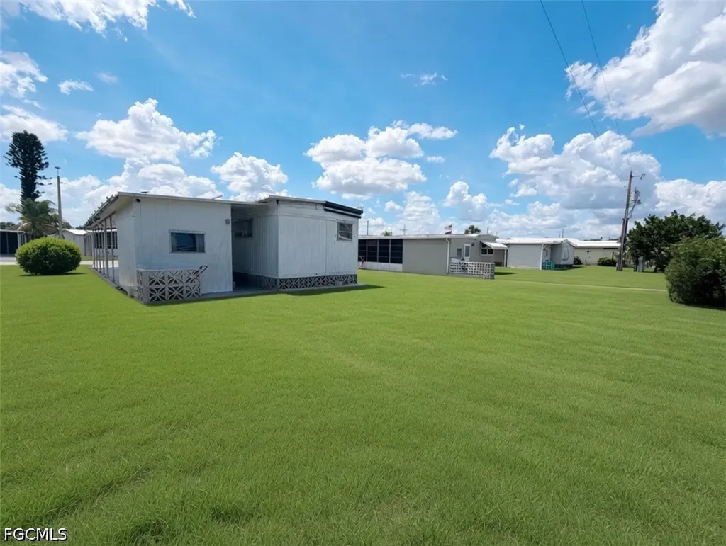 514 Blossom Court North Fort Myers FL 33917
