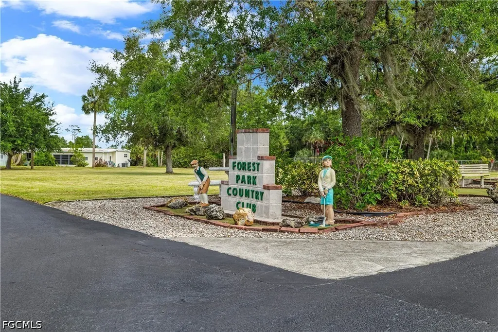 514 Blossom Court North Fort Myers FL 33917