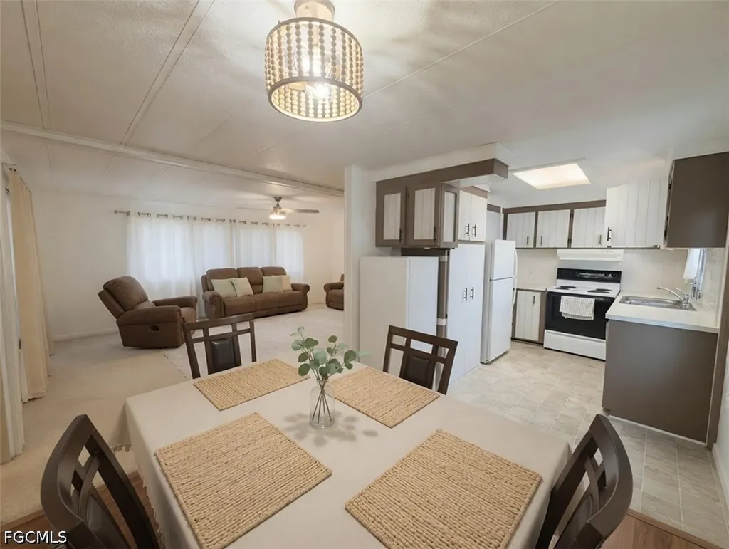 514 Blossom Court North Fort Myers FL 33917
