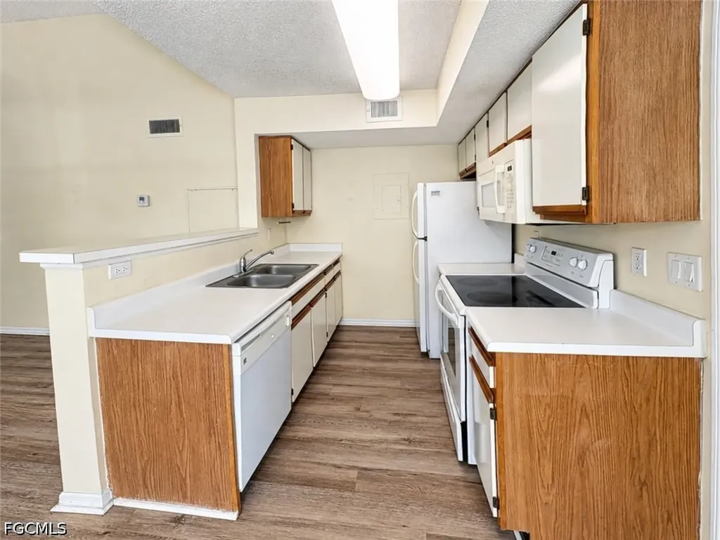 12591 Equestrian Circle Fort Myers FL 33907