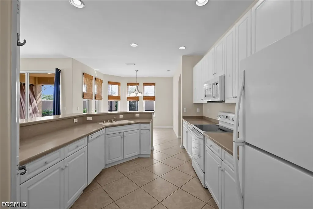 13988 Village Creek Drive Fort Myers FL 33908