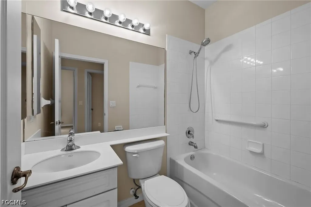 13988 Village Creek Drive Fort Myers FL 33908