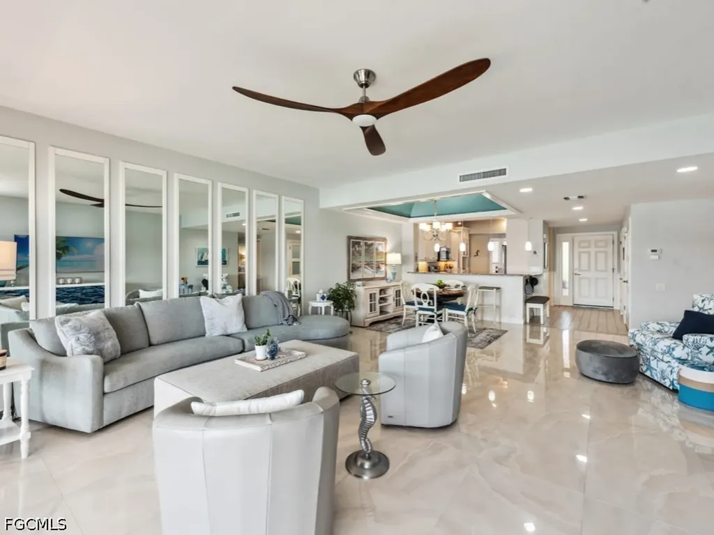 232 La Peninsula Boulevard Naples FL 34113