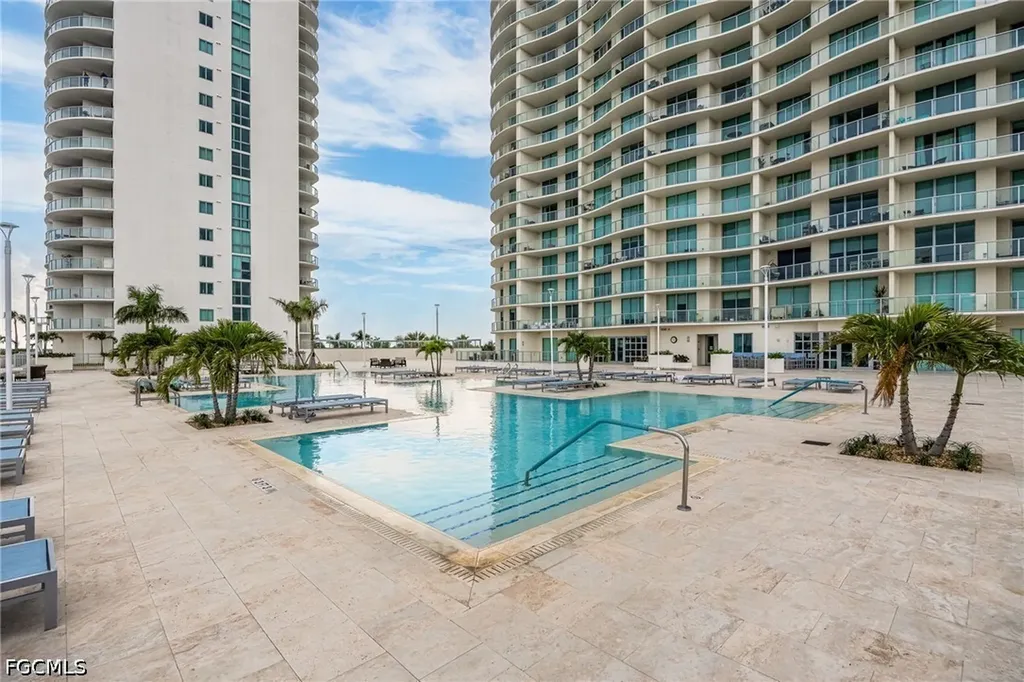 3000 Oasis Grand Boulevard Fort Myers FL 33916