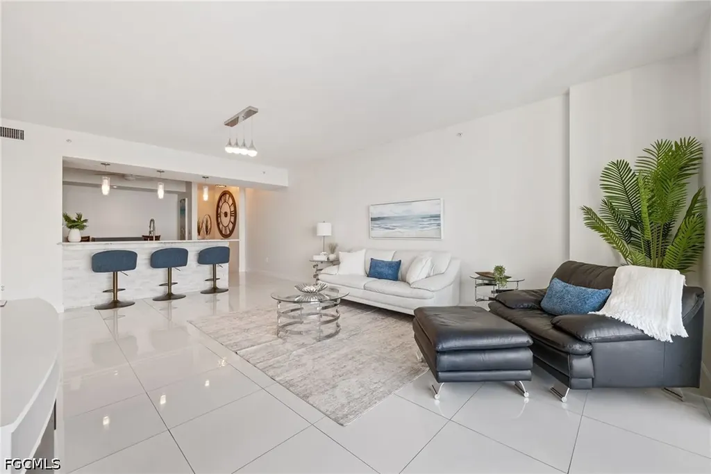 3000 Oasis Grand Boulevard Fort Myers FL 33916