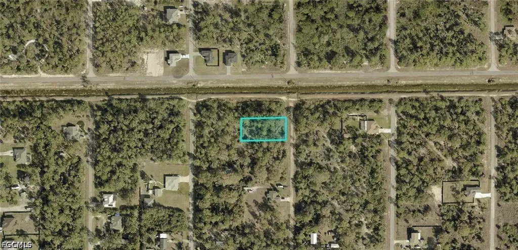 1521 Henry Avenue Lehigh Acres FL 33972