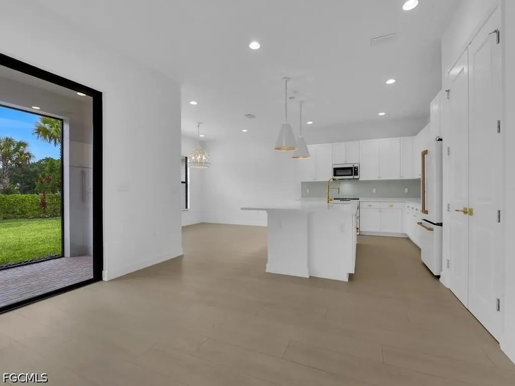 20581 Fair Oak Lane Estero FL 33928