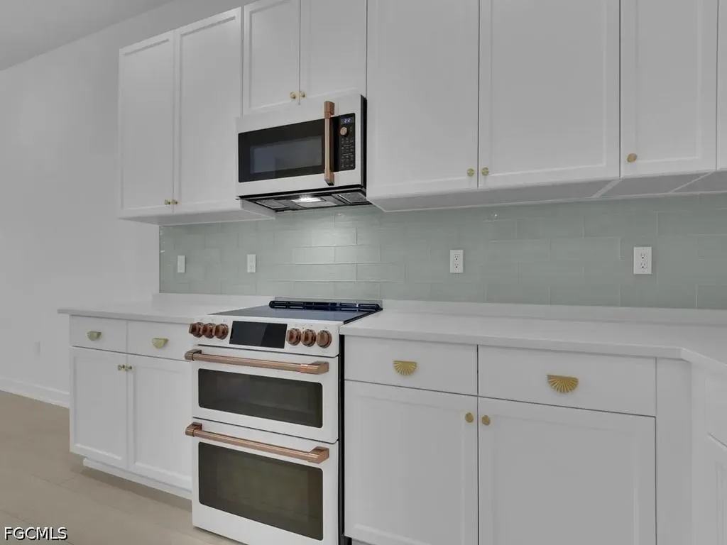 20581 Fair Oak Lane Estero FL 33928
