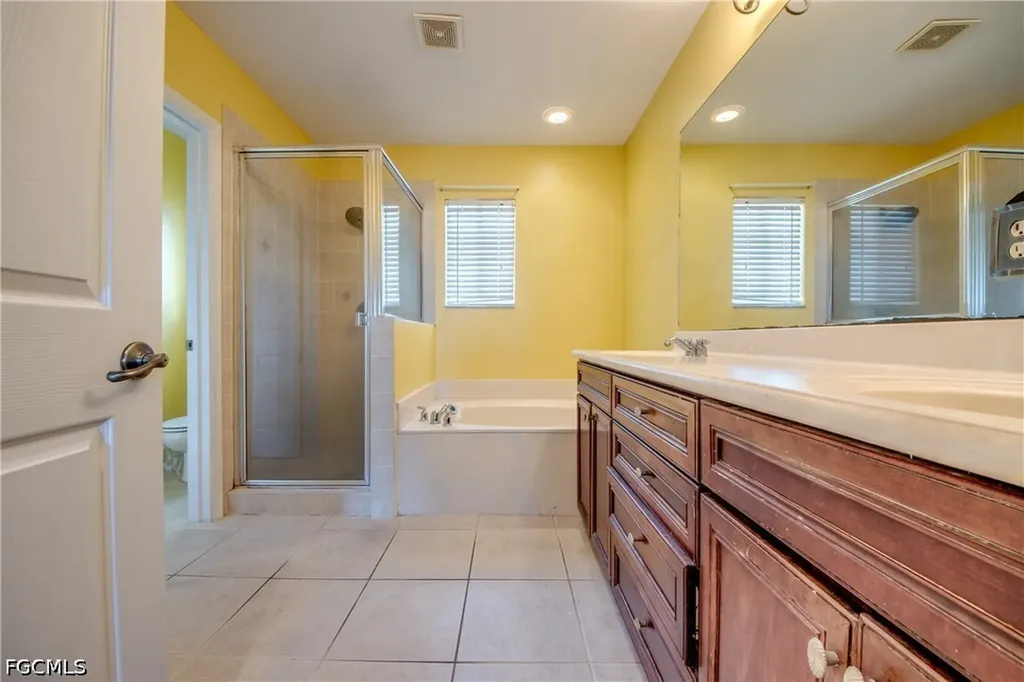 17026 Tremont Street Fort Myers FL 33908