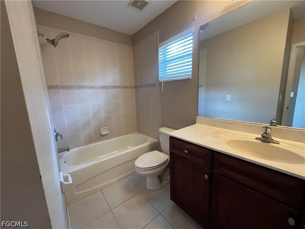 17026 Tremont Street Fort Myers FL 33908