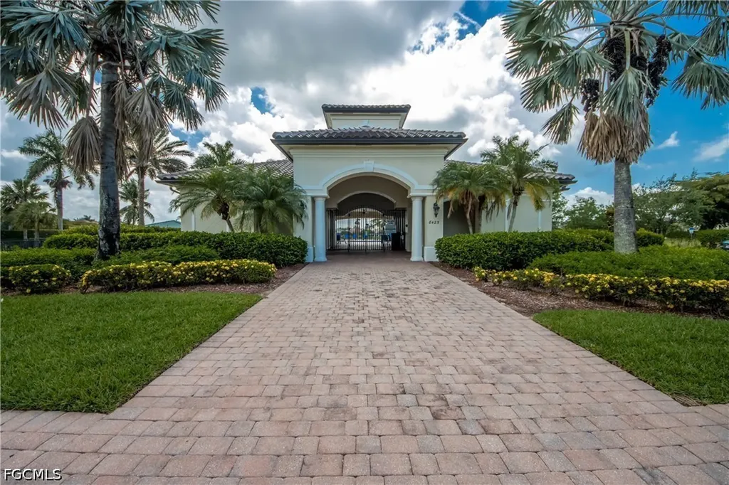 17026 Tremont Street Fort Myers FL 33908